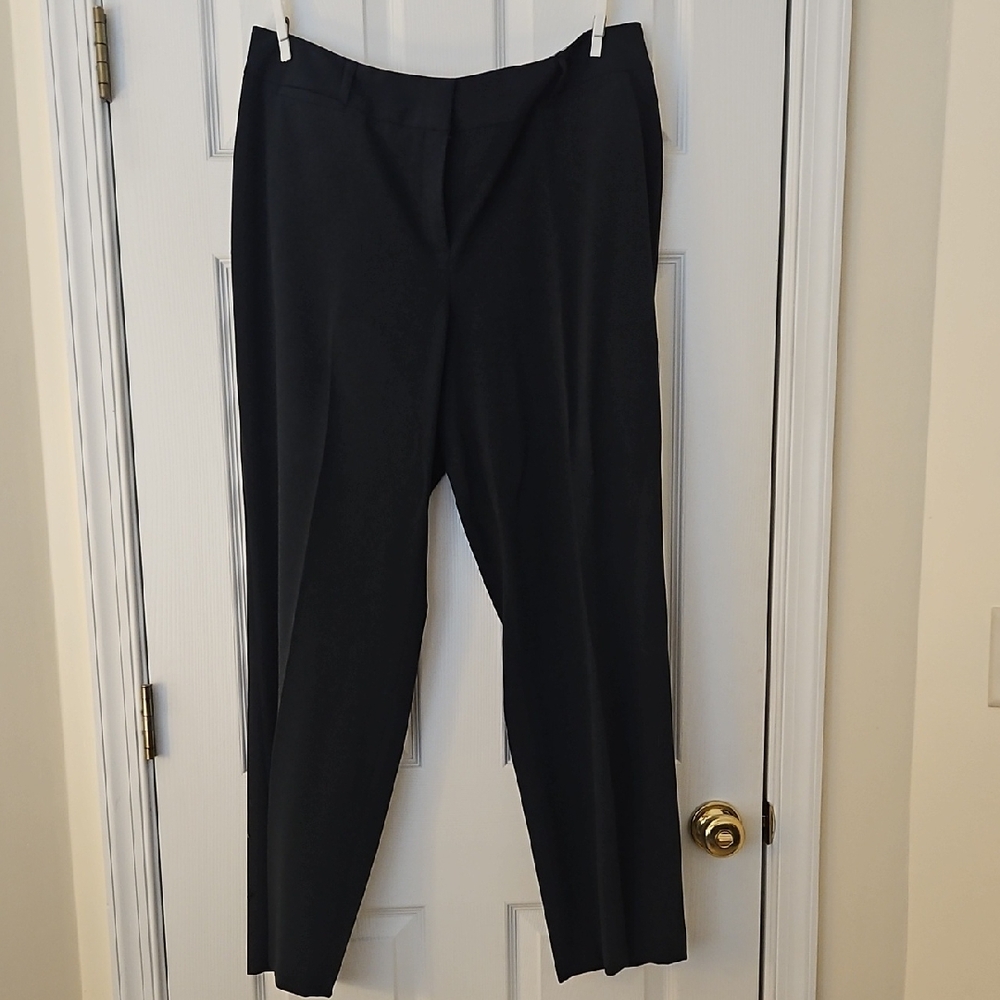 Zac & Rachel Woman's Elegant Navy Dress Pants